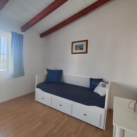 Apartments Sime Лопар Екстериор снимка