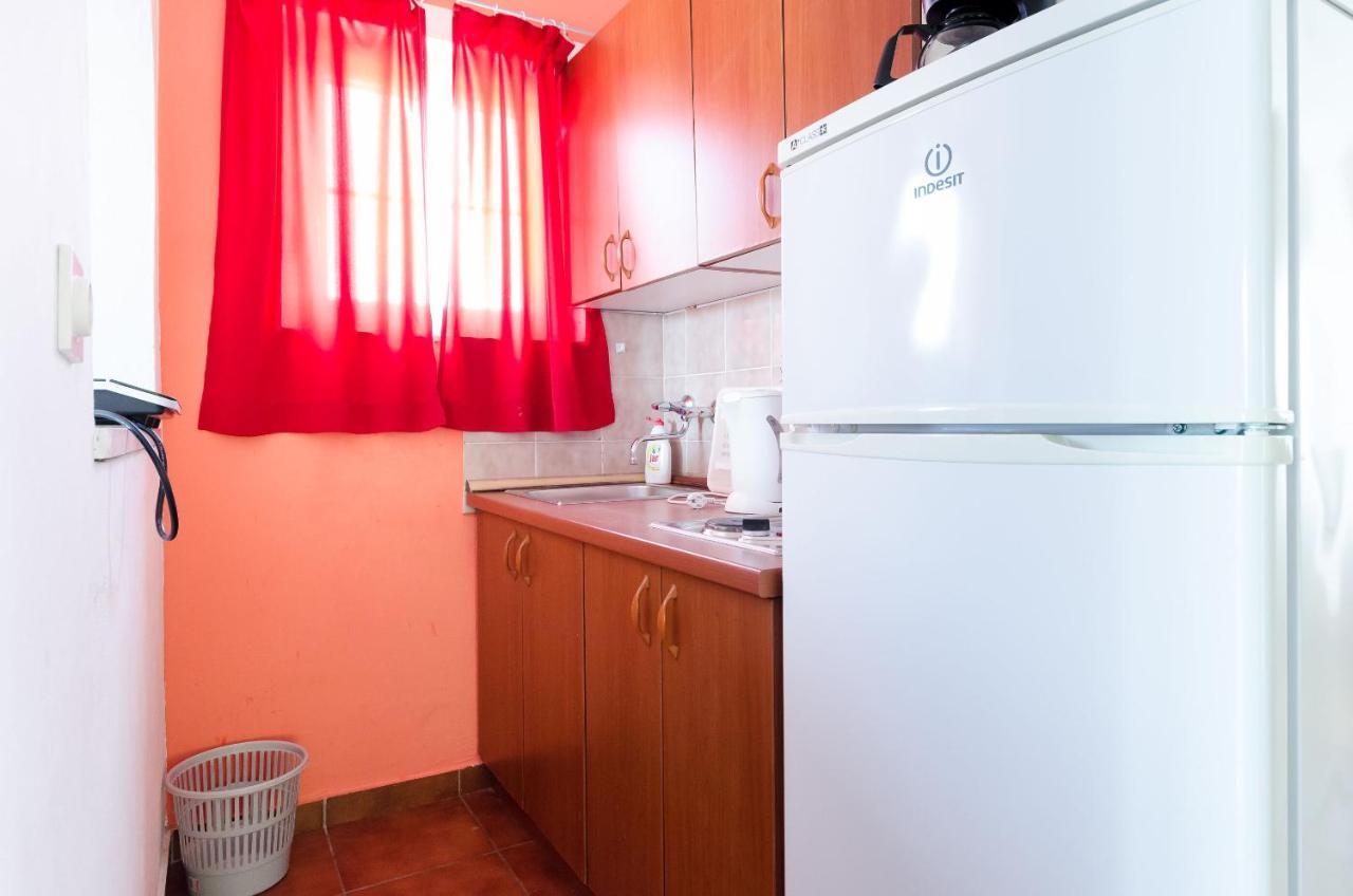 Apartments Sime Лопар Екстериор снимка