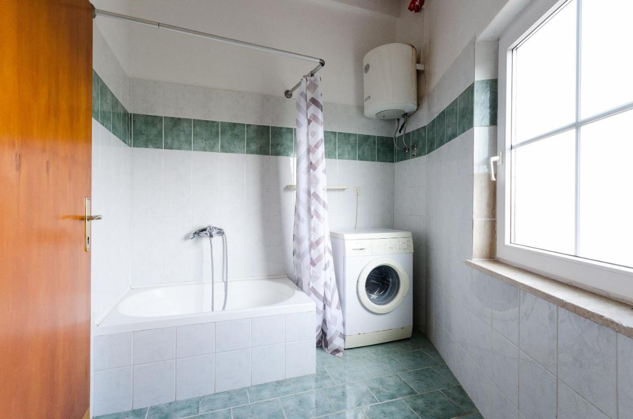 Apartments Sime Лопар Екстериор снимка